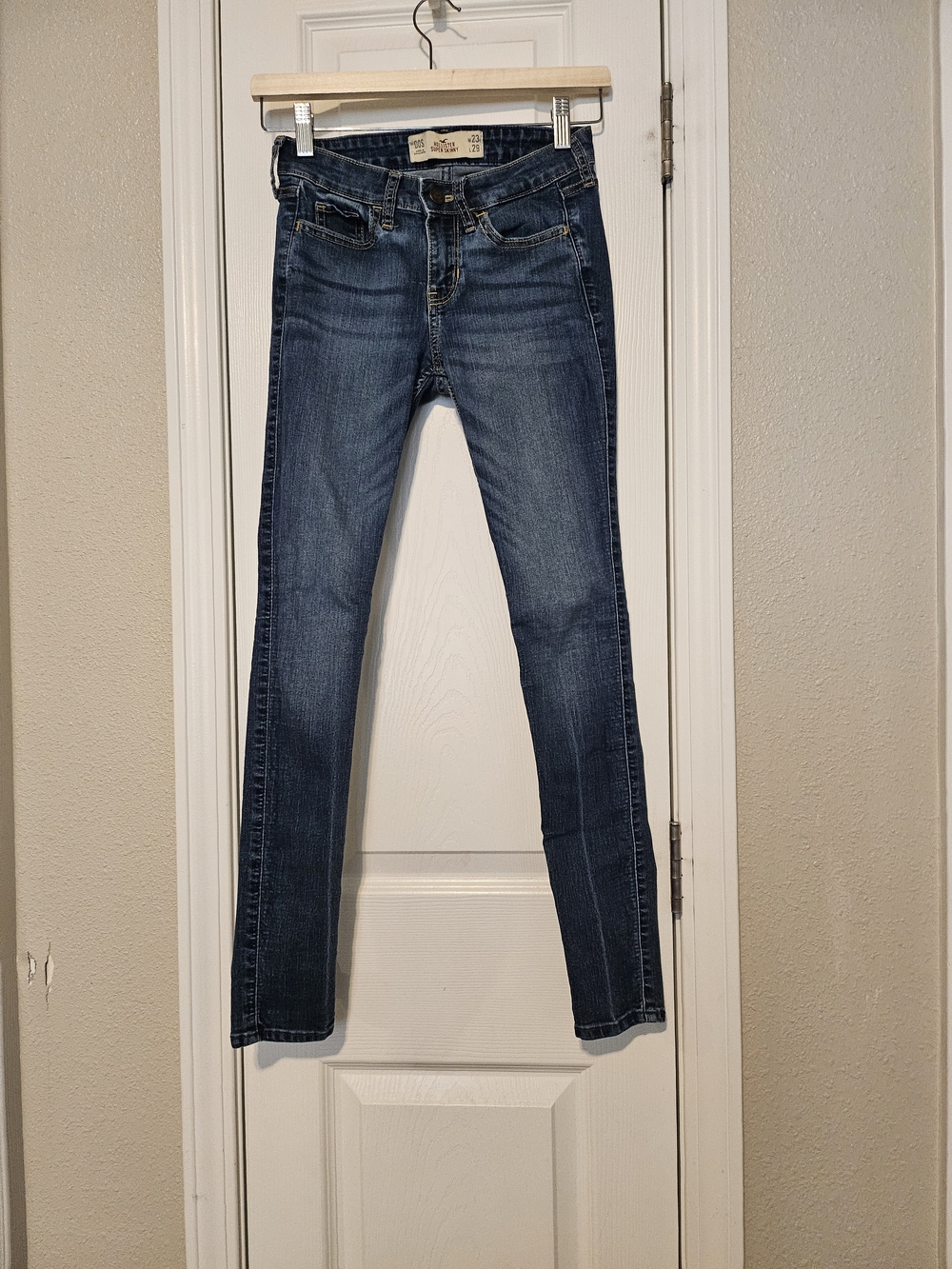 Hollister Super Skinny Denim Pants